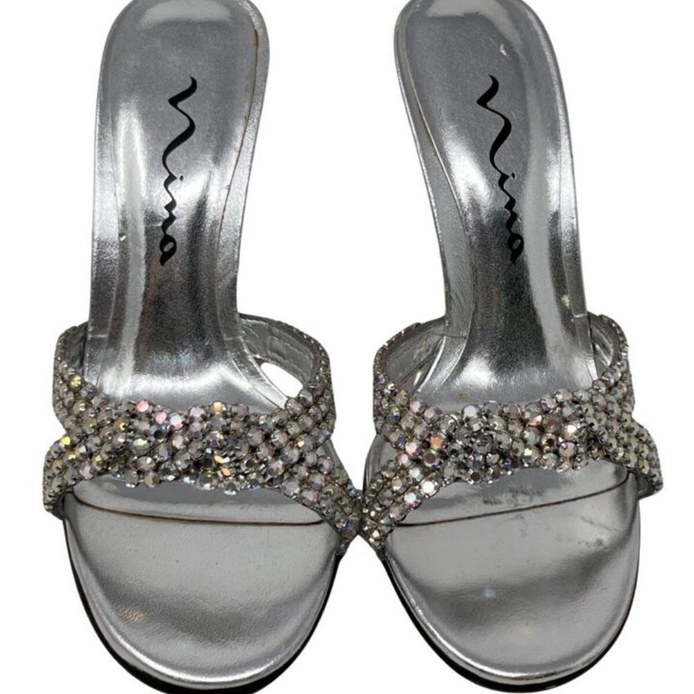 Nina Silver Heels With Rhinestones Size 6